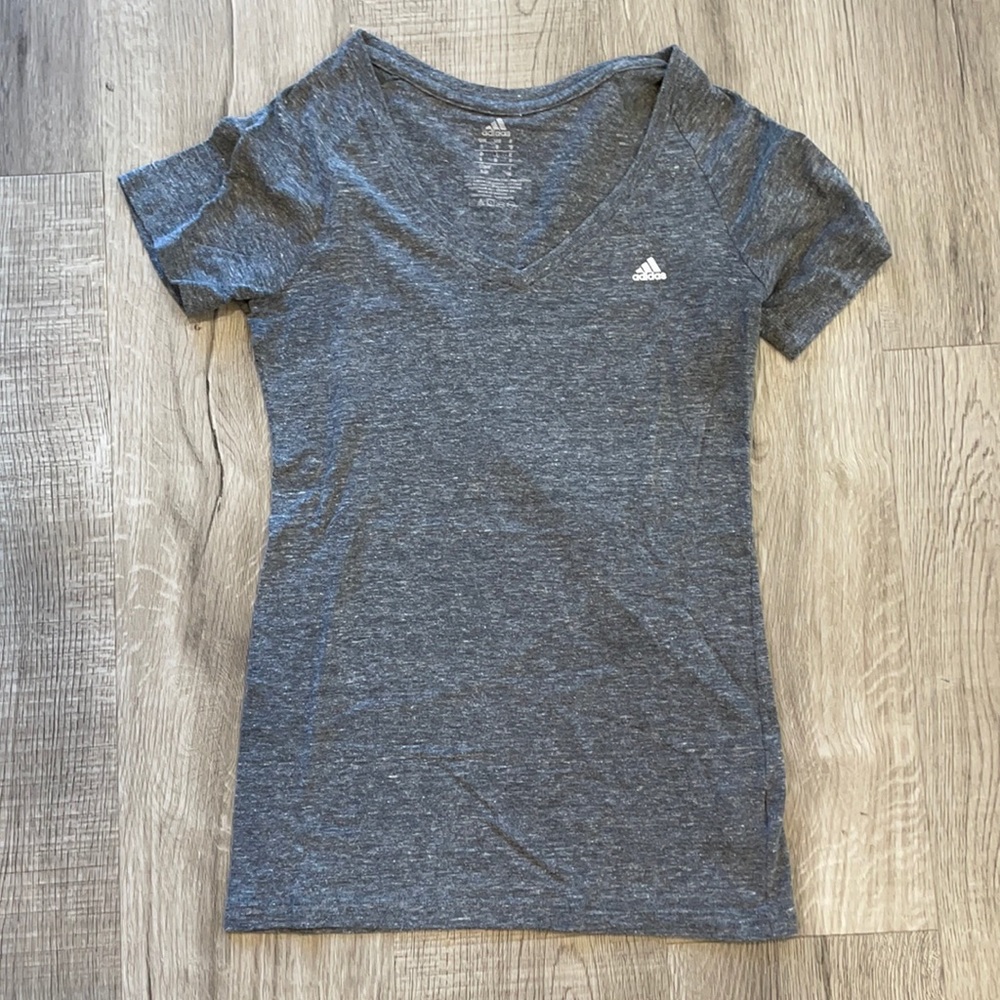 Women’s - adidas - T-shirt - small